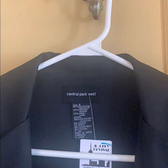 Central Park West Designer Oversized Blazer - Picture 7 of 7